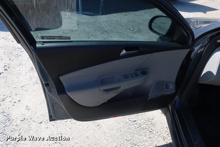 image for item EL9256 2006 Volkswagen Passat