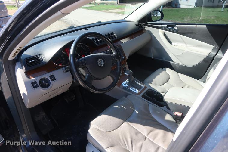 image for item EL9256 2006 Volkswagen Passat