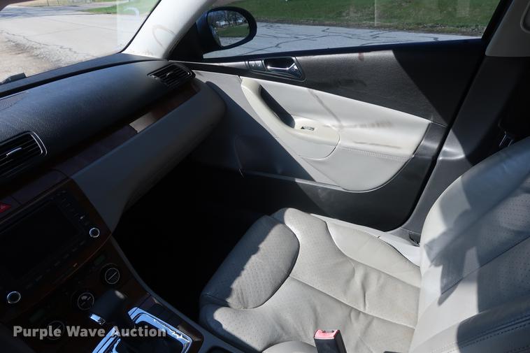 image for item EL9256 2006 Volkswagen Passat