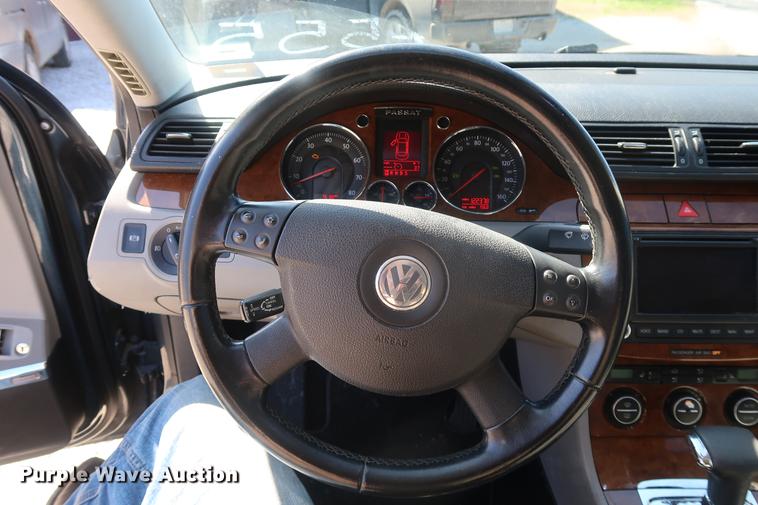 image for item EL9256 2006 Volkswagen Passat