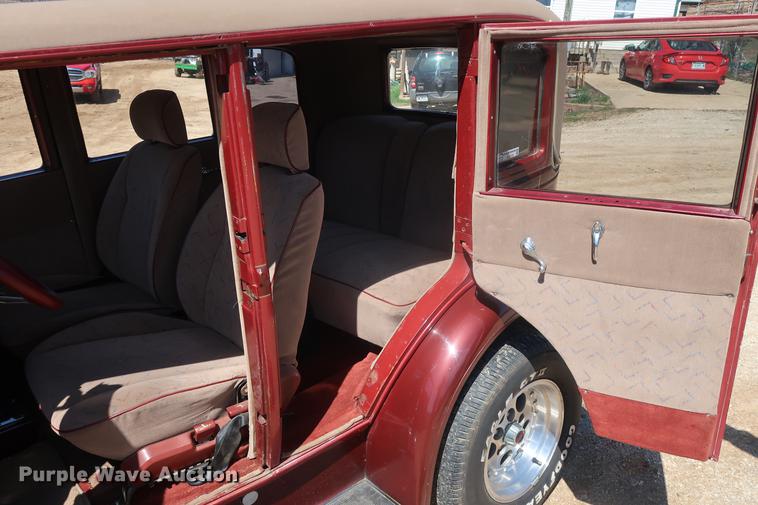 image for item EL9259 1930 Ford