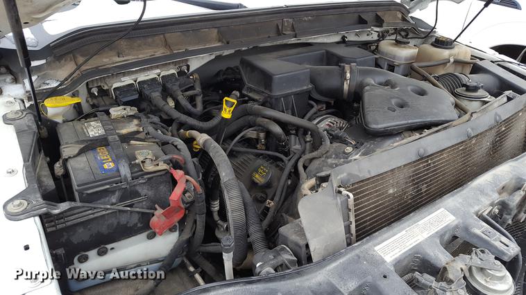 image for item EL9263 2012 Ford F350 Super Duty SuperCab pickup truck cab and chassis