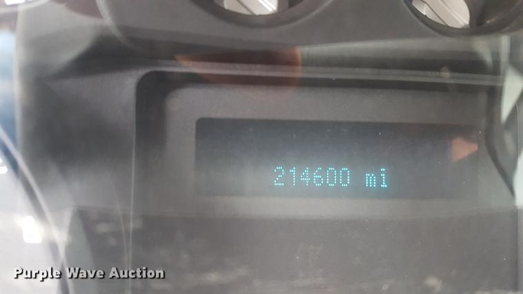 image for item EL9264 2012 Ford F350 Super Duty SuperCab pickup truck cab and chassis