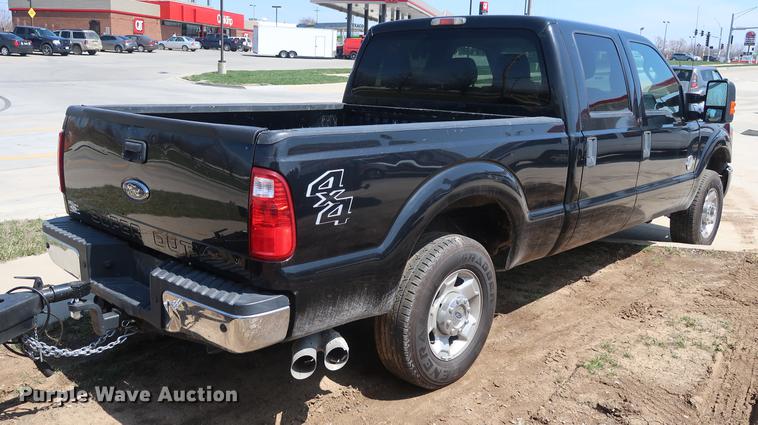 image for item EL9291 2011 Ford F250 Super Duty Crew Cab pickup truck