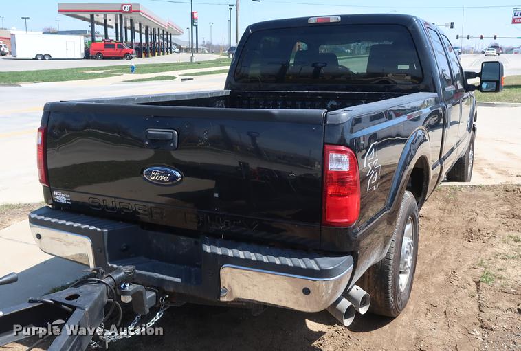 image for item EL9291 2011 Ford F250 Super Duty Crew Cab pickup truck