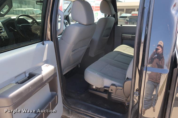 image for item EL9291 2011 Ford F250 Super Duty Crew Cab pickup truck