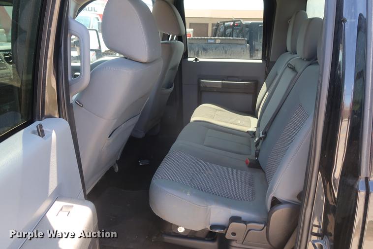 image for item EL9291 2011 Ford F250 Super Duty Crew Cab pickup truck