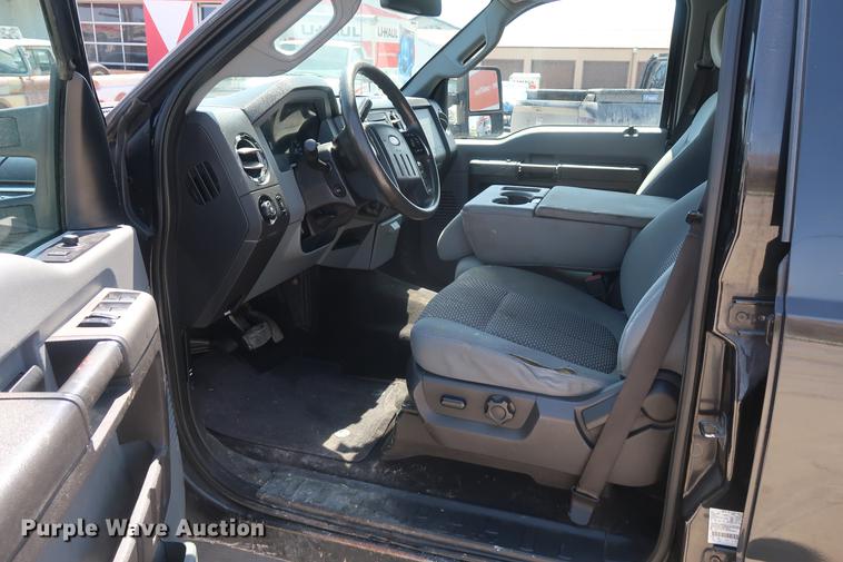 image for item EL9291 2011 Ford F250 Super Duty Crew Cab pickup truck