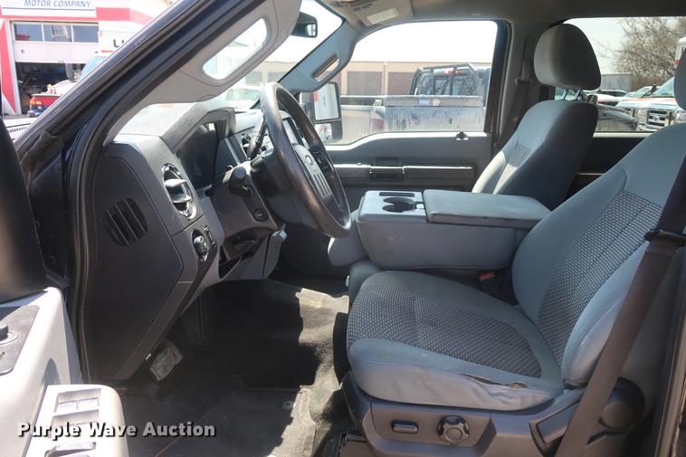 image for item EL9291 2011 Ford F250 Super Duty Crew Cab pickup truck