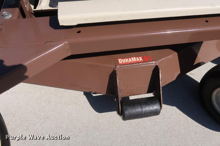 image for item EL9296 Grasshopper 223 ZTR lawn mower