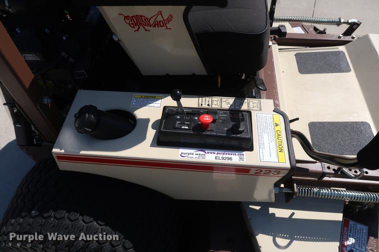 image for item EL9296 Grasshopper 223 ZTR lawn mower