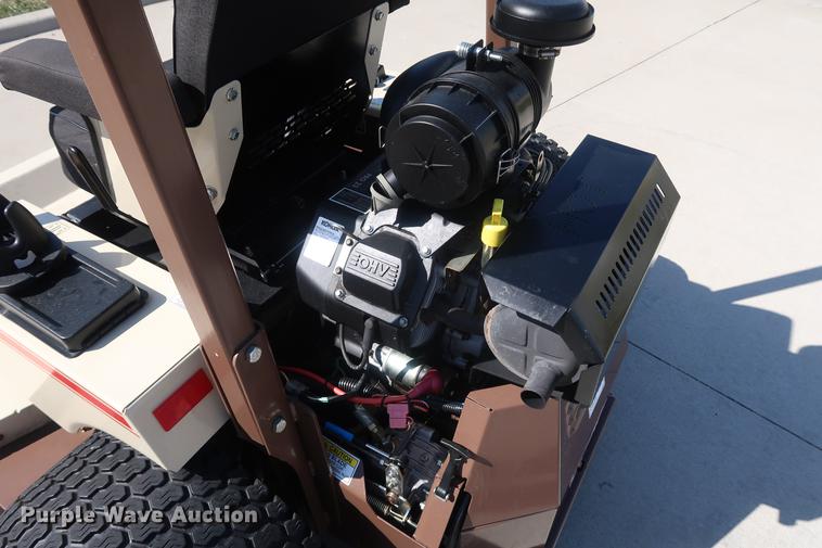 image for item EL9296 Grasshopper 223 ZTR lawn mower