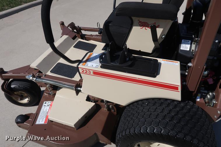 image for item EL9296 Grasshopper 223 ZTR lawn mower