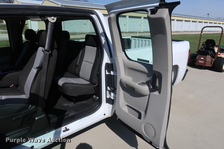 image for item EL9297 2007 Chevrolet Silverado 1500 Ext. Cab pickup truck