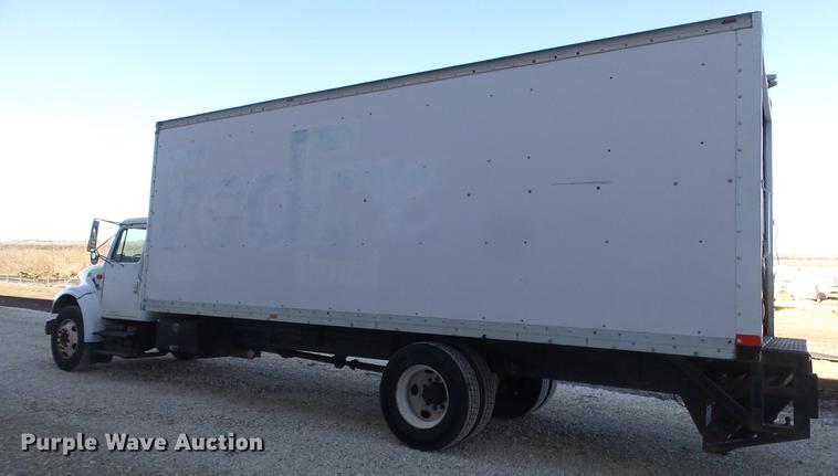image for item EM9250 2000 International 4700 box truck