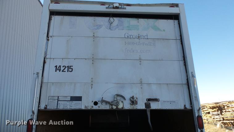 image for item EM9250 2000 International 4700 box truck