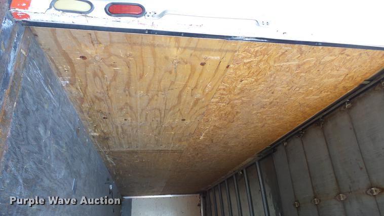 image for item EM9250 2000 International 4700 box truck