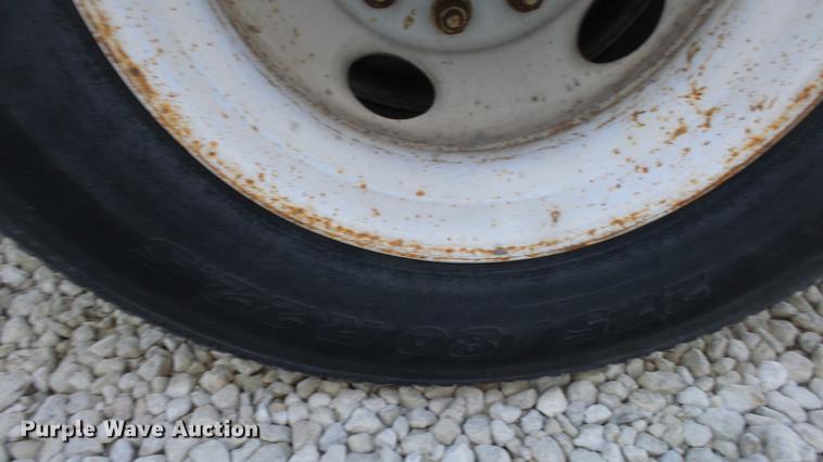 image for item EM9250 2000 International 4700 box truck