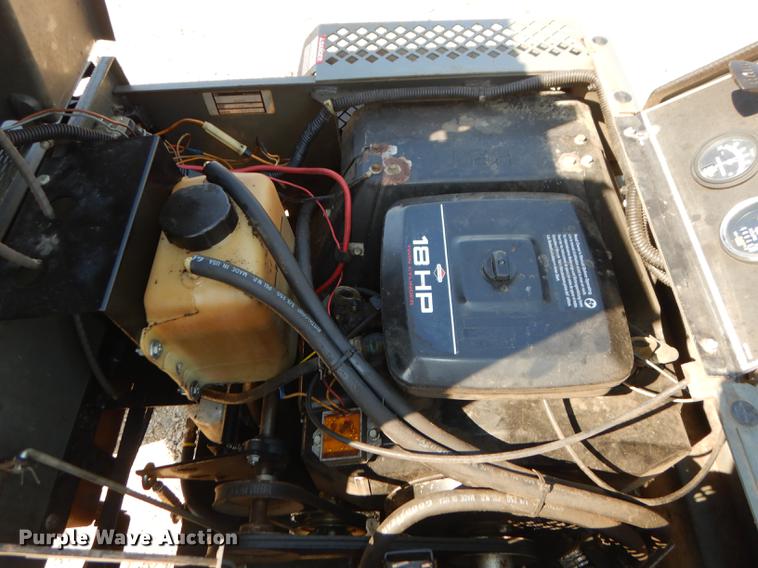 image for item EN9224 1995 Grazer G1890 ZTR lawn mower