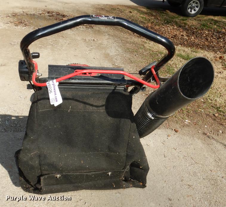 image for item EN9226 Troy-Bilt chipper/shredder/vacuum