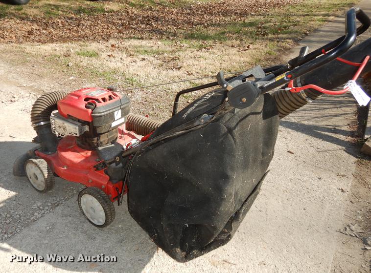image for item EN9226 Troy-Bilt chipper/shredder/vacuum