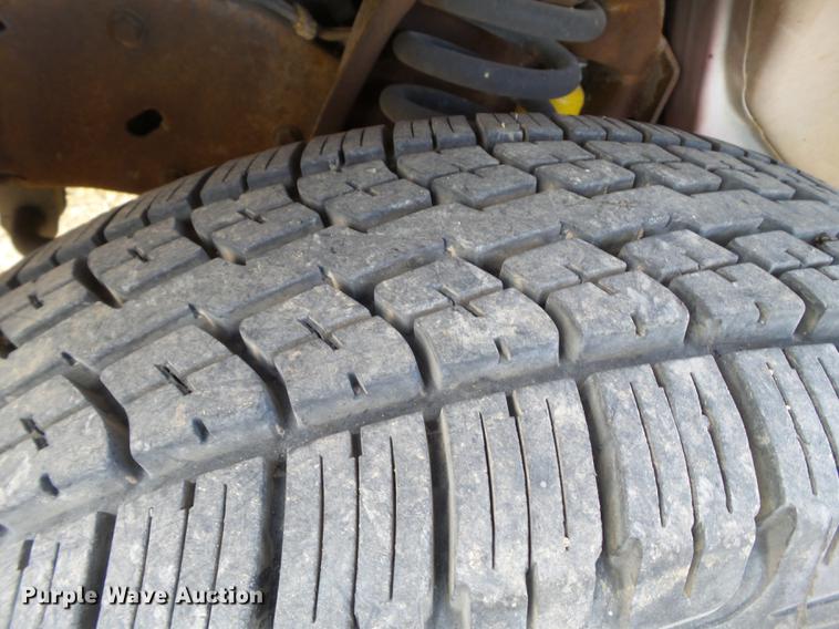 image for item EN9542 1993 Ford Club Wagon van