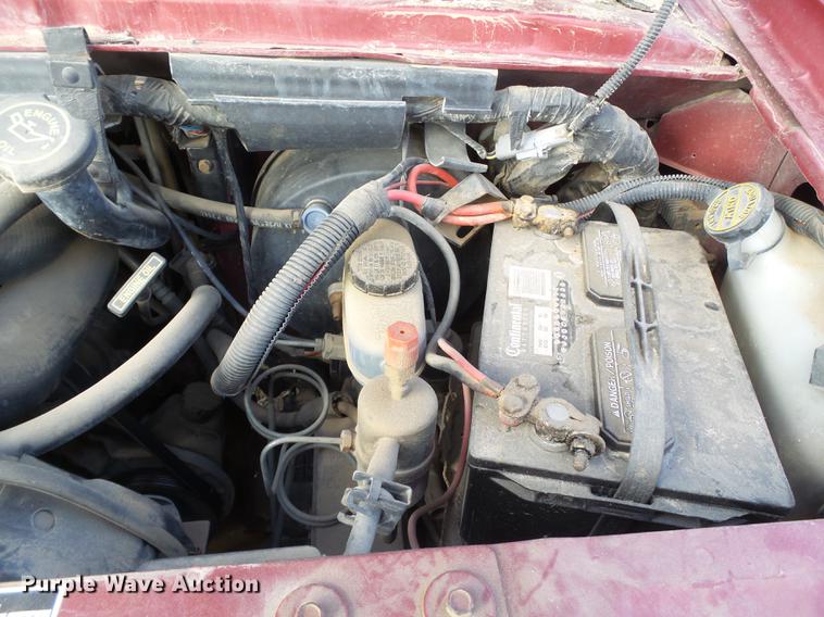 image for item EN9542 1993 Ford Club Wagon van