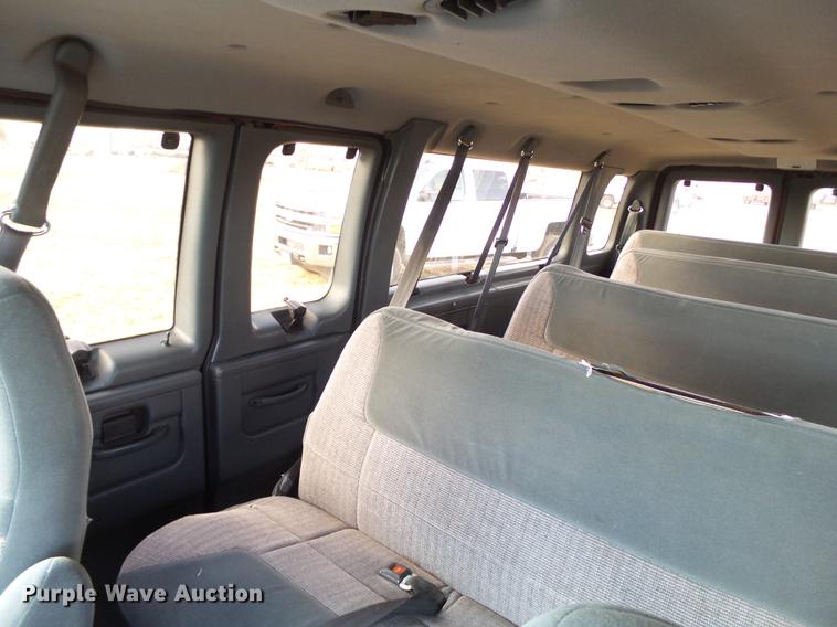 image for item EN9542 1993 Ford Club Wagon van