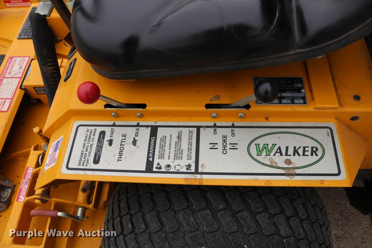 image for item EW9086 2006 Walker MCGHS ZTR lawn mower