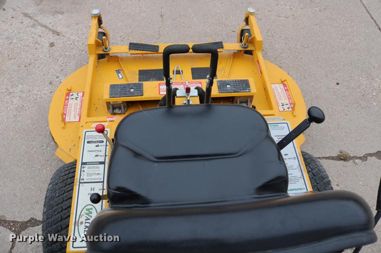 image for item EW9086 2006 Walker MCGHS ZTR lawn mower