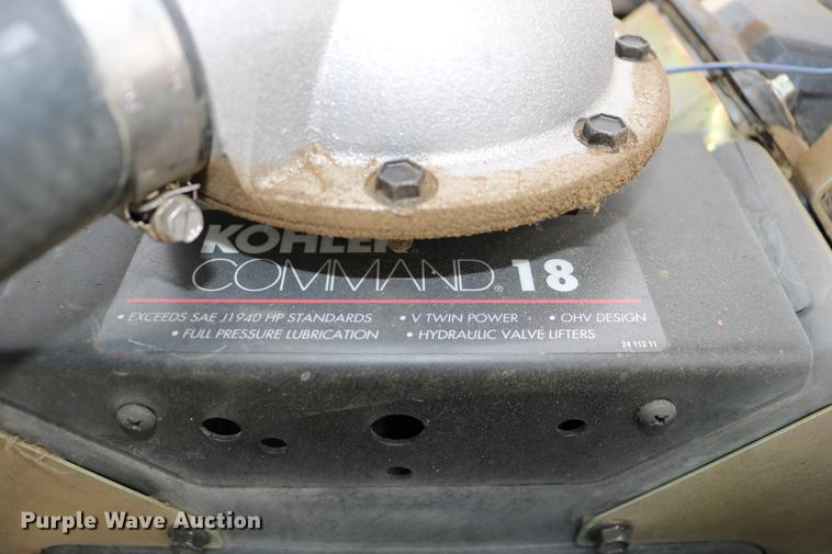 image for item EW9086 2006 Walker MCGHS ZTR lawn mower