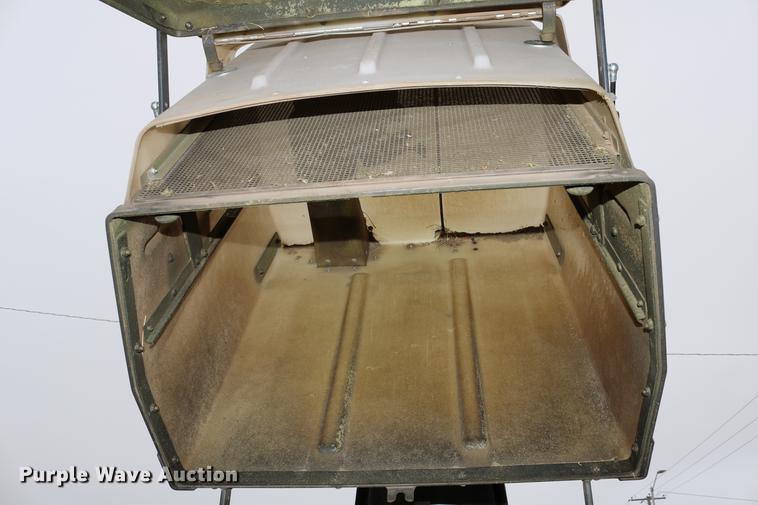 image for item EW9086 2006 Walker MCGHS ZTR lawn mower