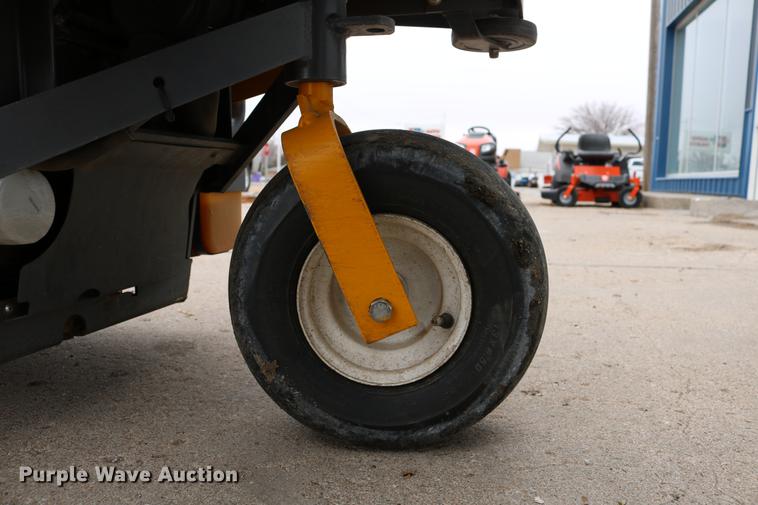 image for item EW9086 2006 Walker MCGHS ZTR lawn mower