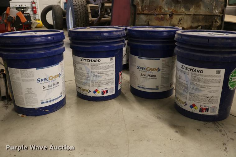 (4) Spec chem five gallon buckets of concrete sealer in Russell, KS