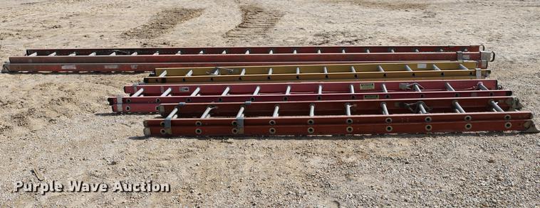 image for item EW9110 (4) fiberglass extension ladders