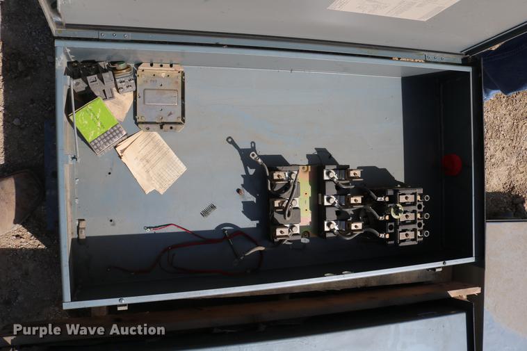image for item EW9111 Electrical disconnect switches, pump control panels, and lights