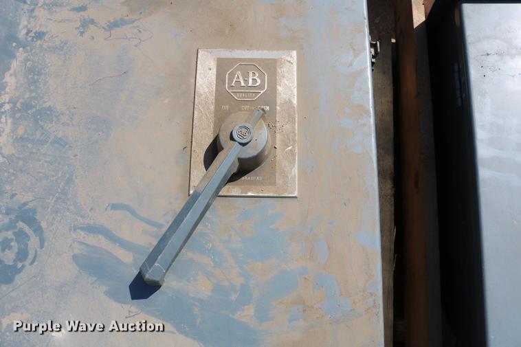 image for item EW9111 Electrical disconnect switches, pump control panels, and lights