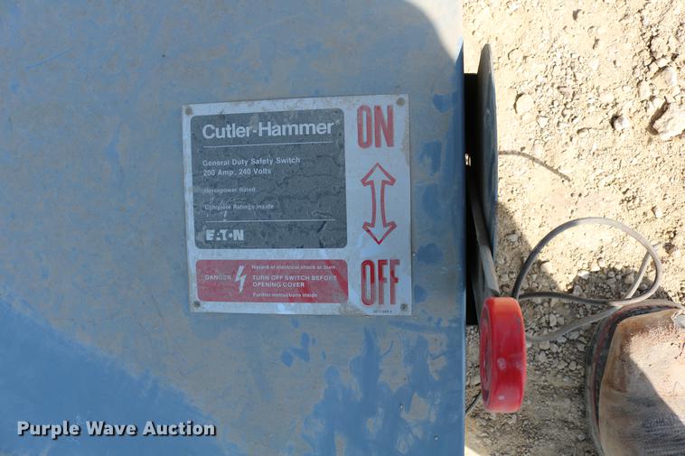 image for item EW9111 Electrical disconnect switches, pump control panels, and lights