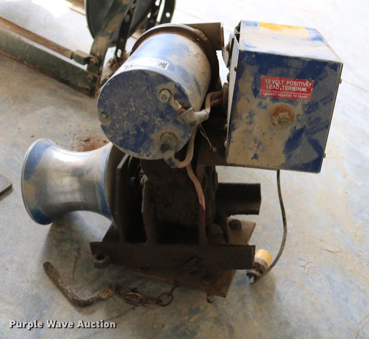 image for item EW9112 Air reel and hoist