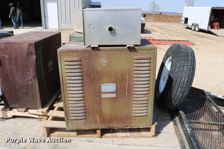 image for item EW9113 (7) electrical Add-A-Phase boxes