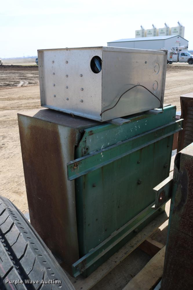 image for item EW9113 (7) electrical Add-A-Phase boxes