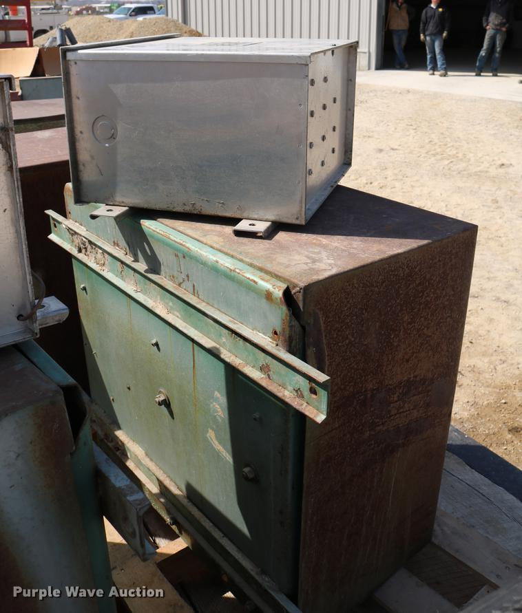 image for item EW9113 (7) electrical Add-A-Phase boxes