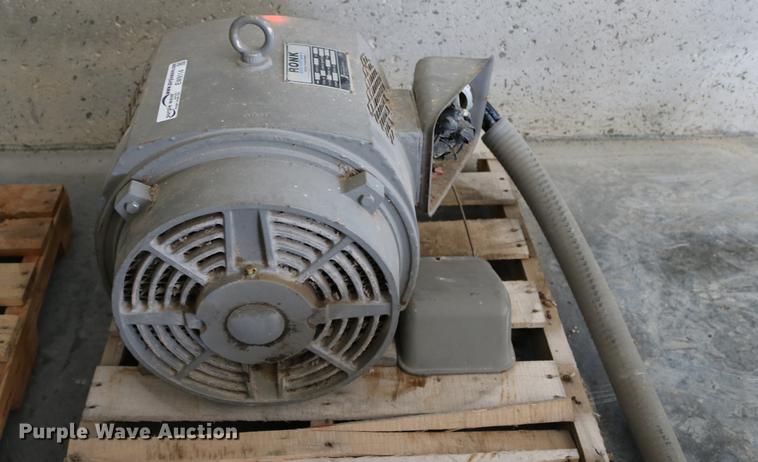 image for item EW9114 Ronk rotary phase converter/rotoverter