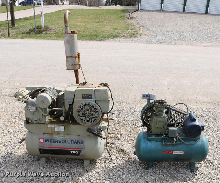 image for item EW9144 (2) air compressors