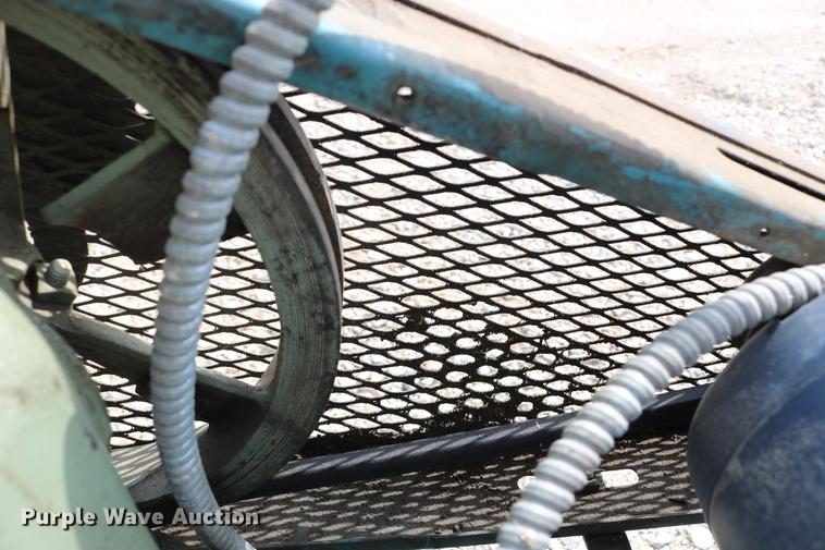 image for item EW9144 (2) air compressors