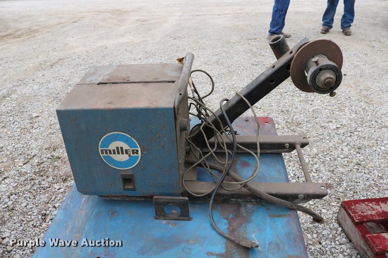 image for item EW9147 (3) welders
