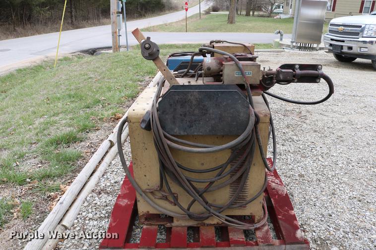 image for item EW9147 (3) welders