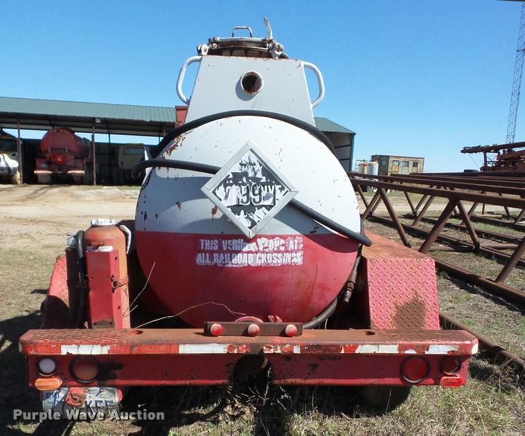 image for item K6480 1987 Tank trailer