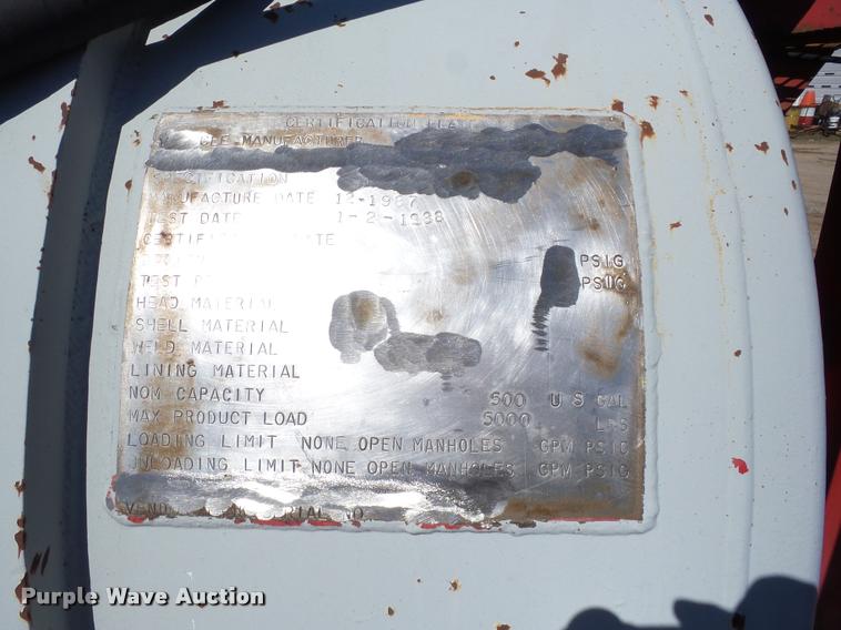 image for item K6480 1987 Tank trailer