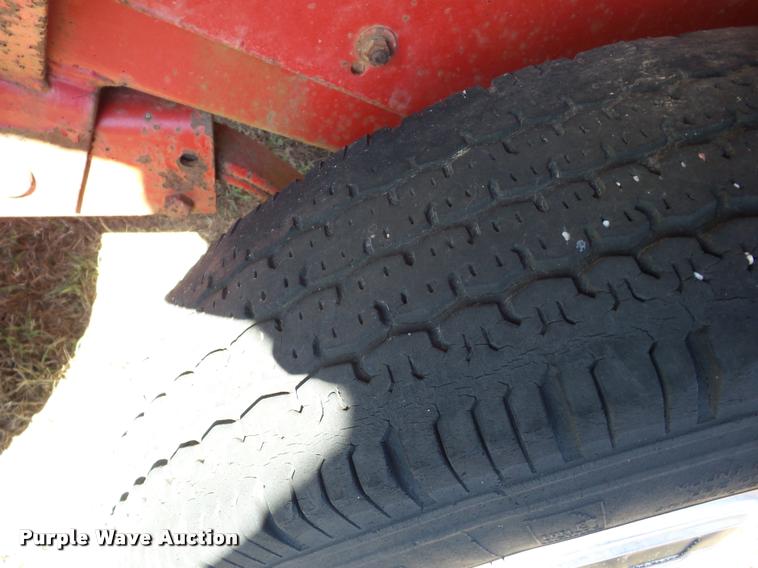 image for item K6481 1987 Halliburton tank trailer